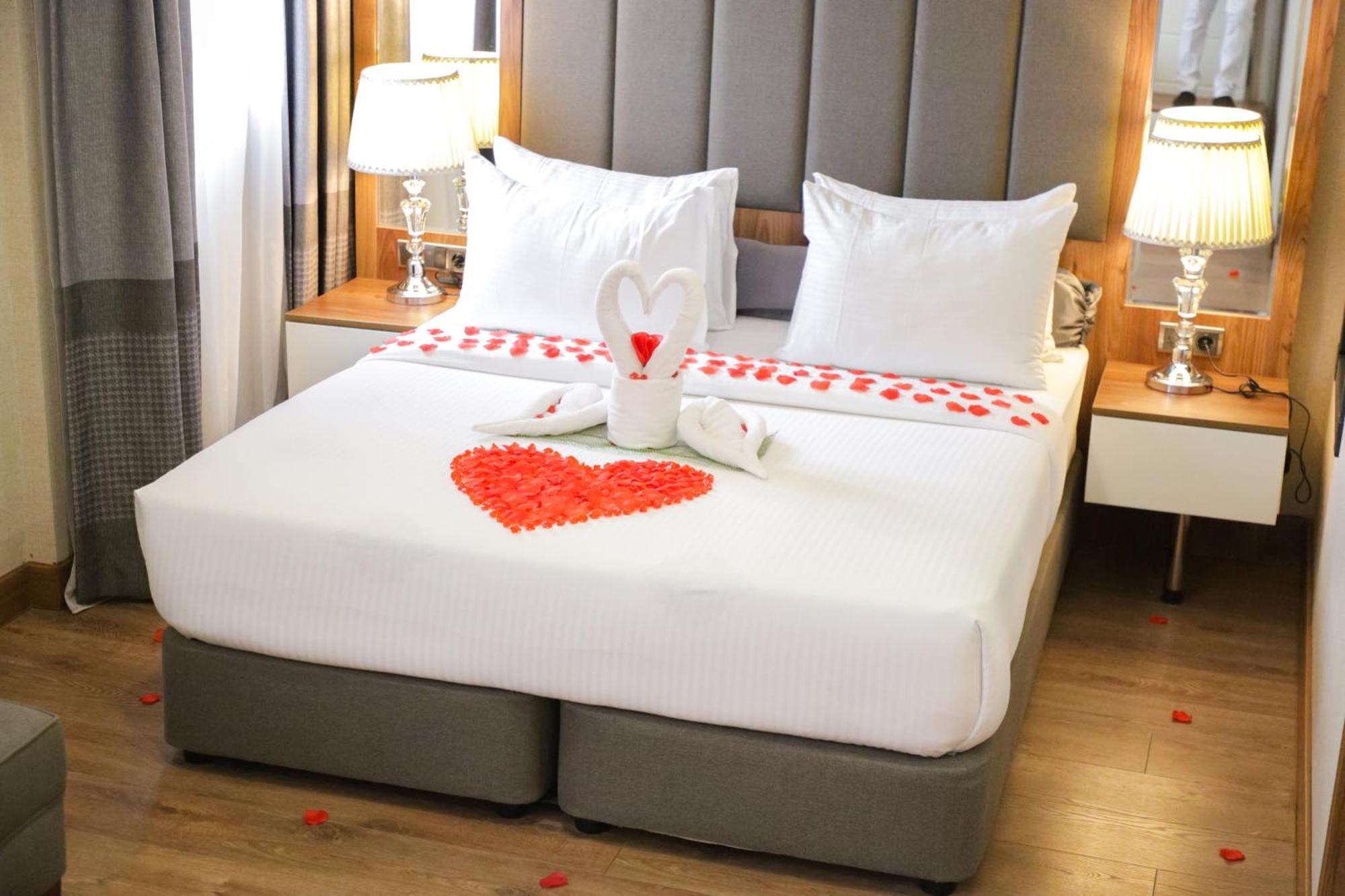 United Hotel International Яунде Екстер'єр фото