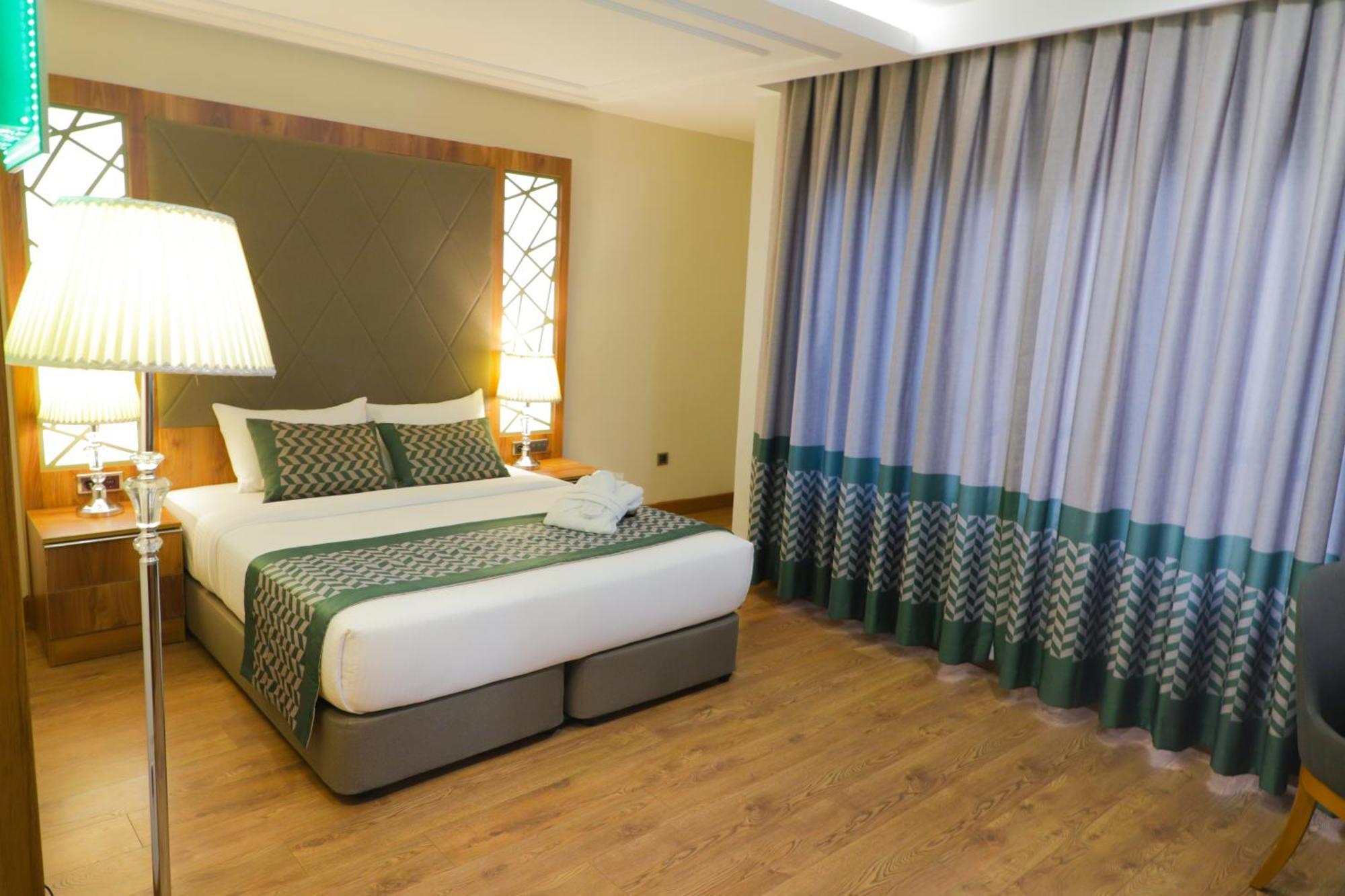 United Hotel International Яунде Екстер'єр фото