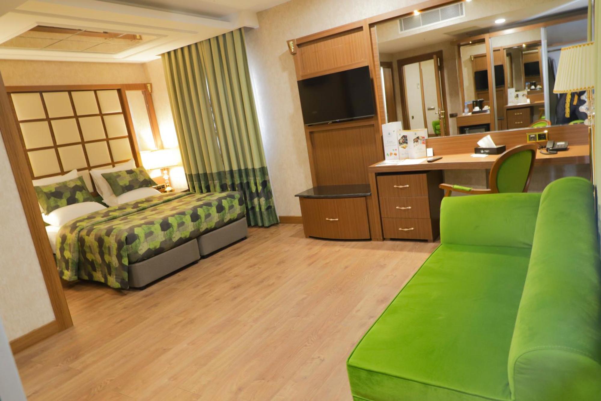 United Hotel International Яунде Екстер'єр фото